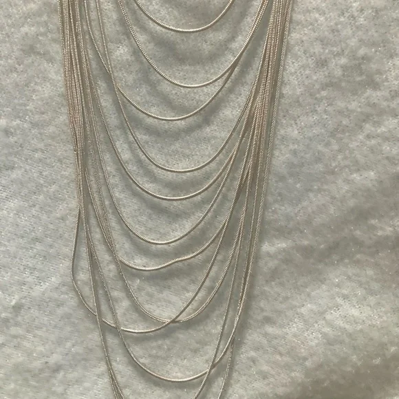Multi-layer silver necklace - Picture 2 of 5